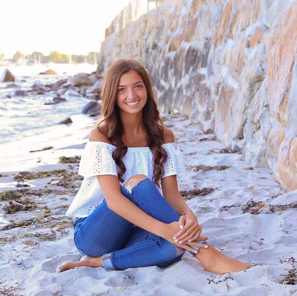 Meet your Posher, Lexi - Picture 1 of 1